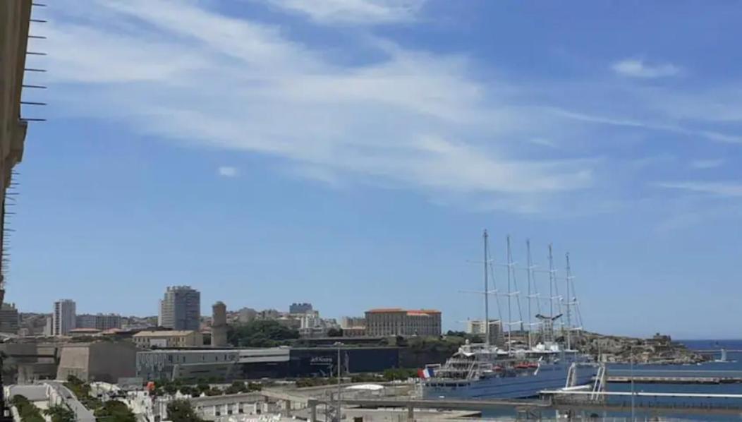 T2 Vue Mer Au Pied De La Major Marseilles Exterior foto