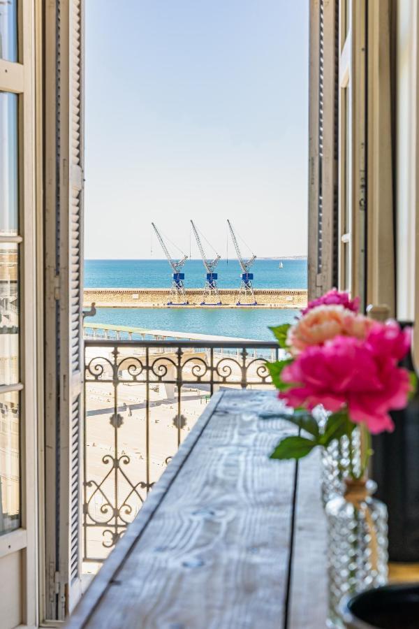 T2 Vue Mer Au Pied De La Major Marseilles Exterior foto